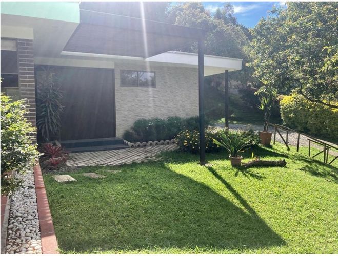 Finca en venta en La Clara, Guarne, 3900 m² · foto 23 de 24