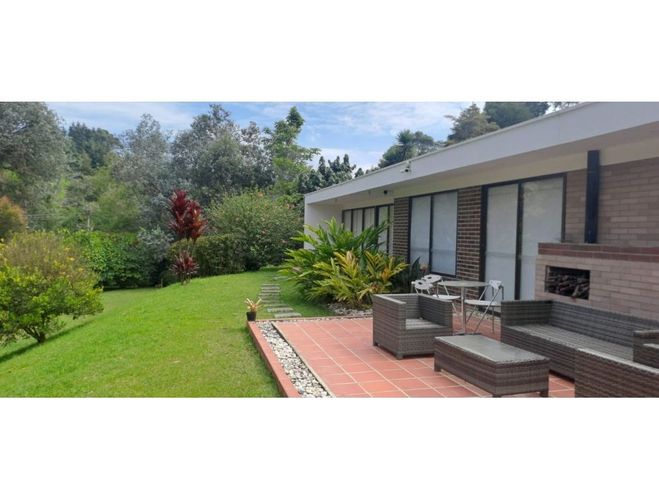 Finca en venta en La Clara, Guarne, 3900 m² · foto 24 de 24