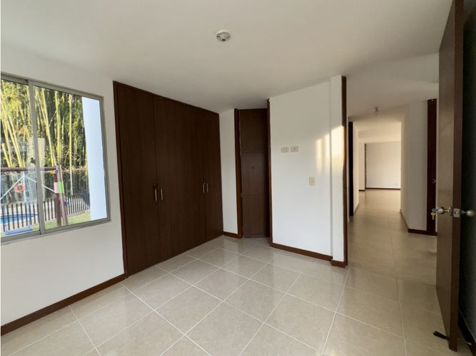 Apartamento de 3 alcobas en venta en Santa Ines, Pereira, 73 m² · foto 7 de 13