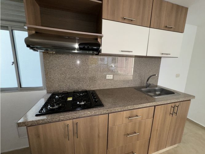 Apartamento de 3 alcobas en venta en Santa Ines, Pereira, 73 m² · foto 9 de 13