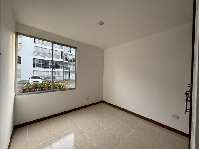 Apartamento de 3 alcobas en venta en Santa Ines, Pereira, 73 m² · foto 12 de 13