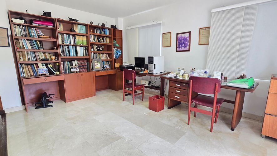 Casa de 5 alcobas en venta en Menzuly, Piedecuesta, 450 m² · foto 2 de 22