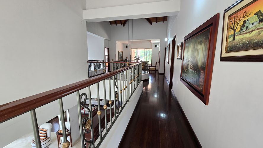 Casa de 5 alcobas en venta en Menzuly, Piedecuesta, 450 m² · foto 12 de 22