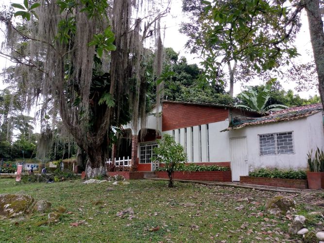 Casa de 15 alcobas en venta en Ruitoque, Piedecuesta · foto 4 de 15