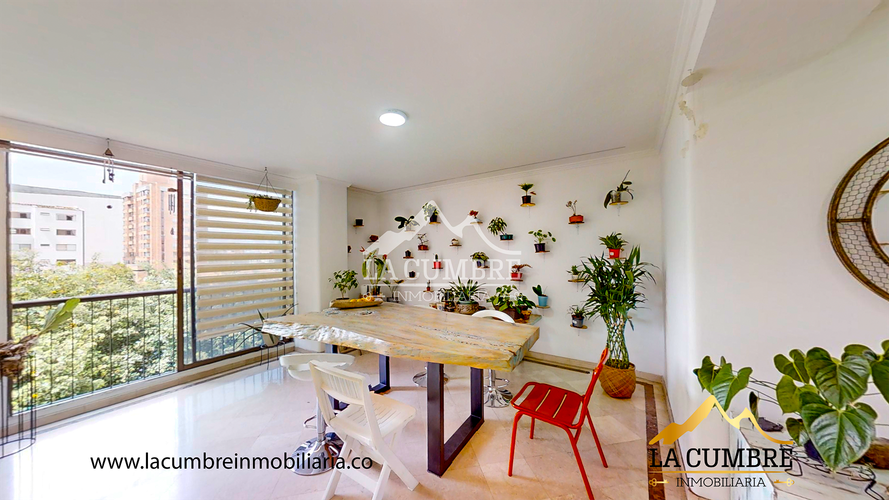 Apartamento de 3 alcobas en arriendo en La Aguacatala, Medellín, 220 m² · foto 6 de 14