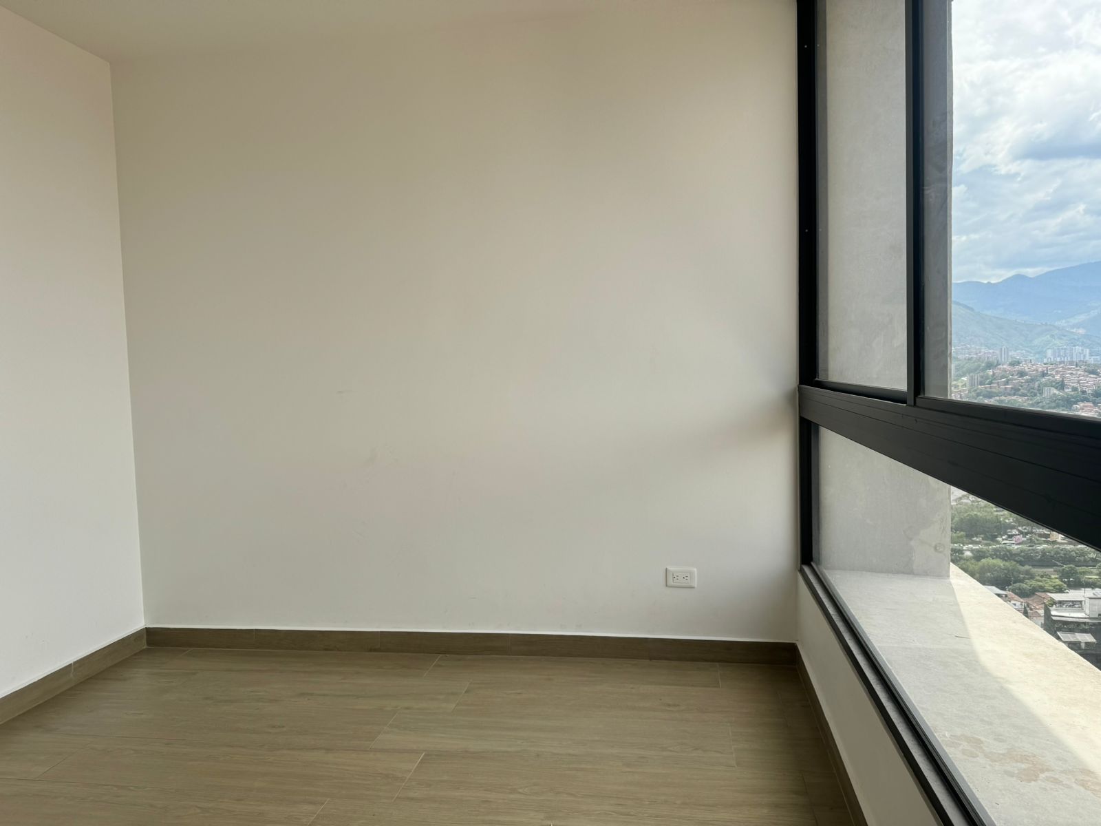 Apartamento en venta en Loma Benedictinos, Envigado · foto 8 de 20