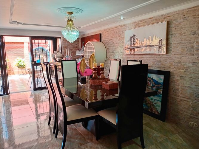 Casa de 4 alcobas en venta en El Poblado, Medellín, 340 m² · foto 9 de 20