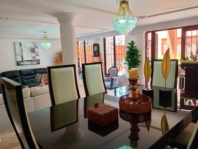 Casa de 4 alcobas en venta en El Poblado, Medellín, 340 m² · foto 12 de 20