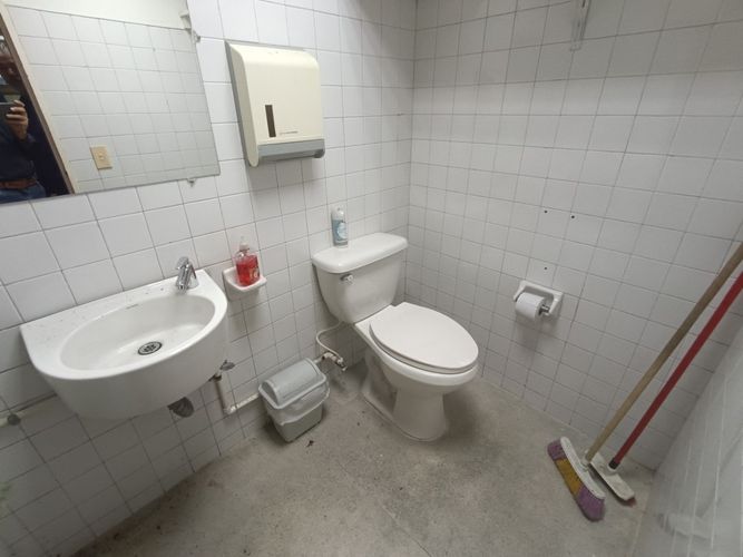 Oficina en arriendo en Bomboná No. 1, Medellín, 80 m² · foto 12 de 24
