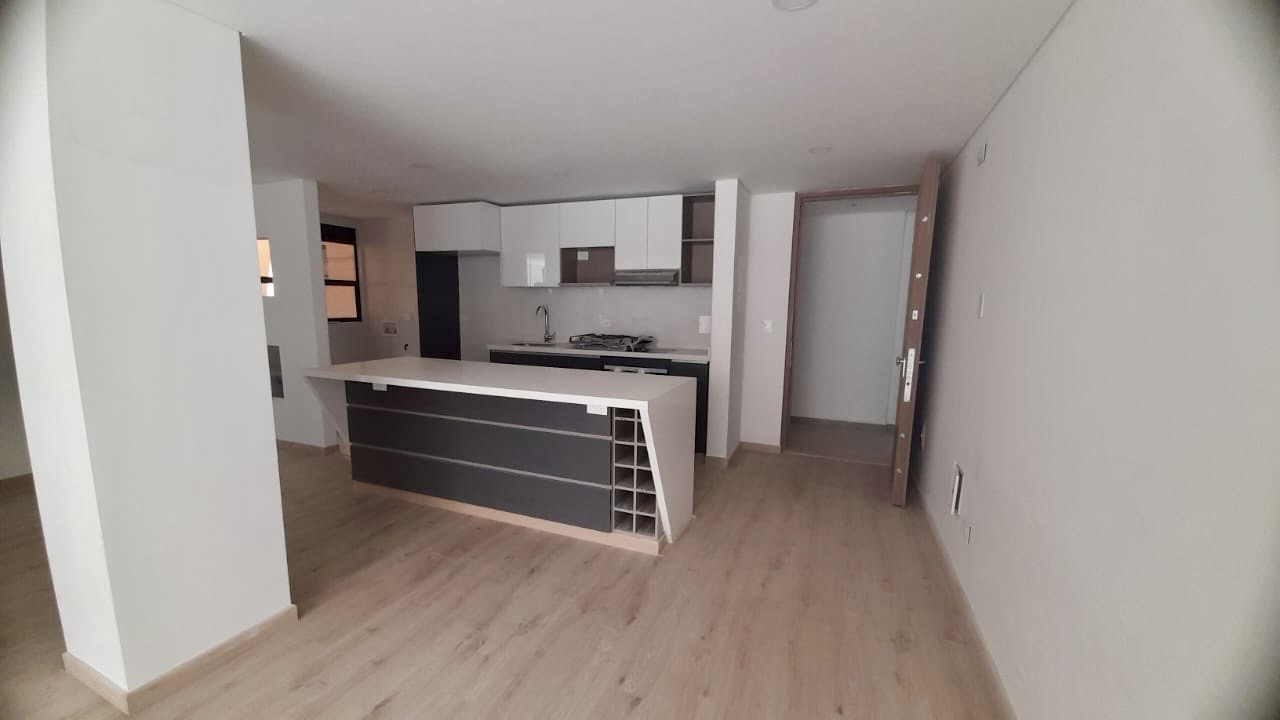 Apartamento en venta en Quinta Paredes, Bogotá · foto 13 de 23