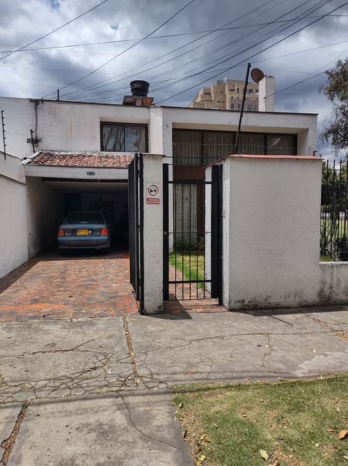Casa en venta en Pasadena, Bogotá · foto 16 de 24