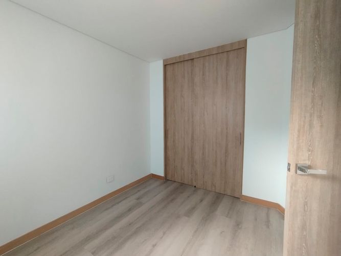 Apartamento de 3 alcobas en arriendo en El Poblado, Medellín, 102 m² · foto 7 de 13