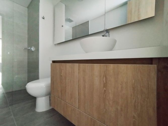 Apartamento de 3 alcobas en arriendo en El Poblado, Medellín, 102 m² · foto 12 de 13