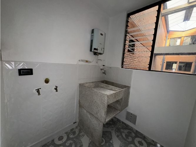 Apartamento de 3 alcobas en venta en La Enseñanza, Pereira, 87 m² · foto 11 de 11