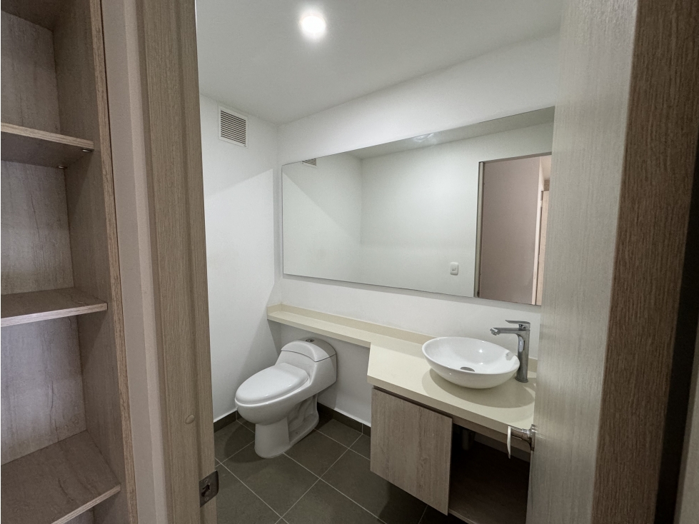 Apartamento en venta en Pinares, Pereira · foto 9 de 19