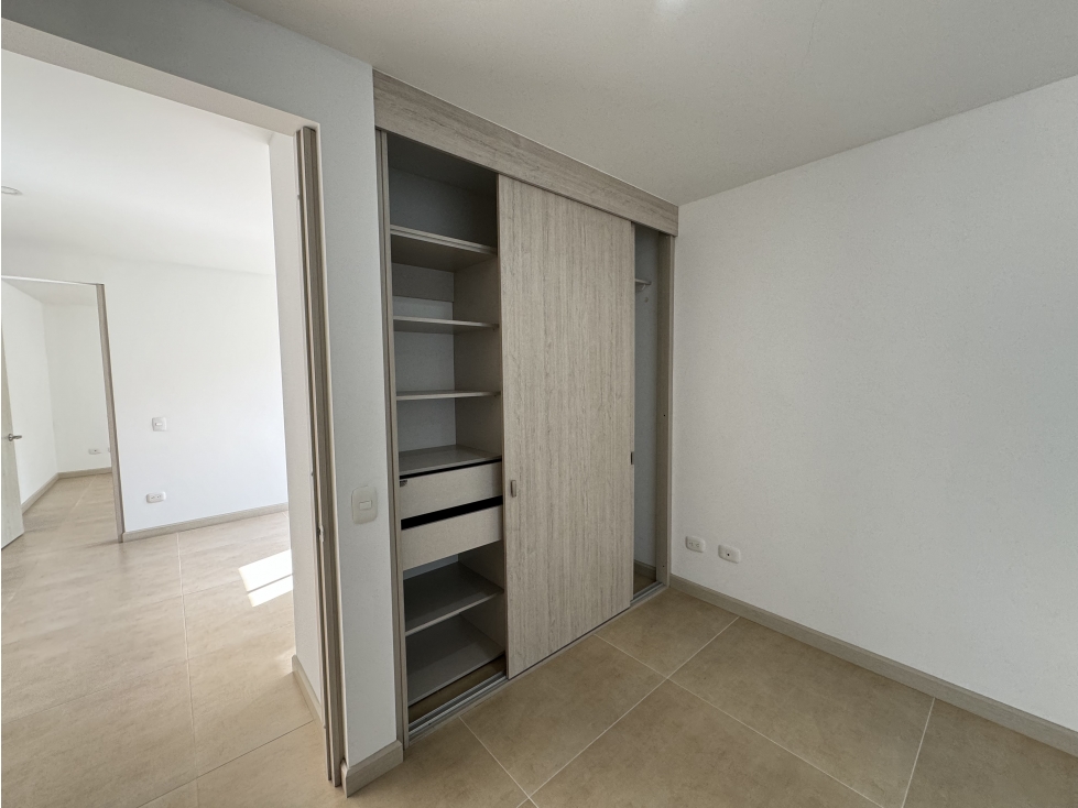 Apartamento en venta en Pinares, Pereira · foto 12 de 19