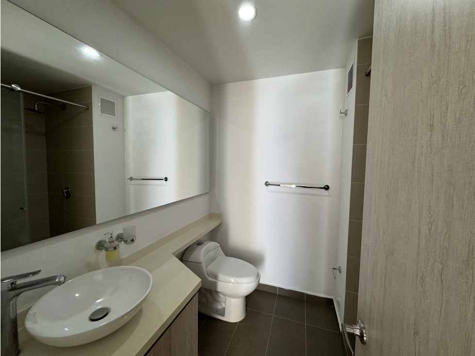 Apartamento en venta en Pinares, Pereira · foto 13 de 19