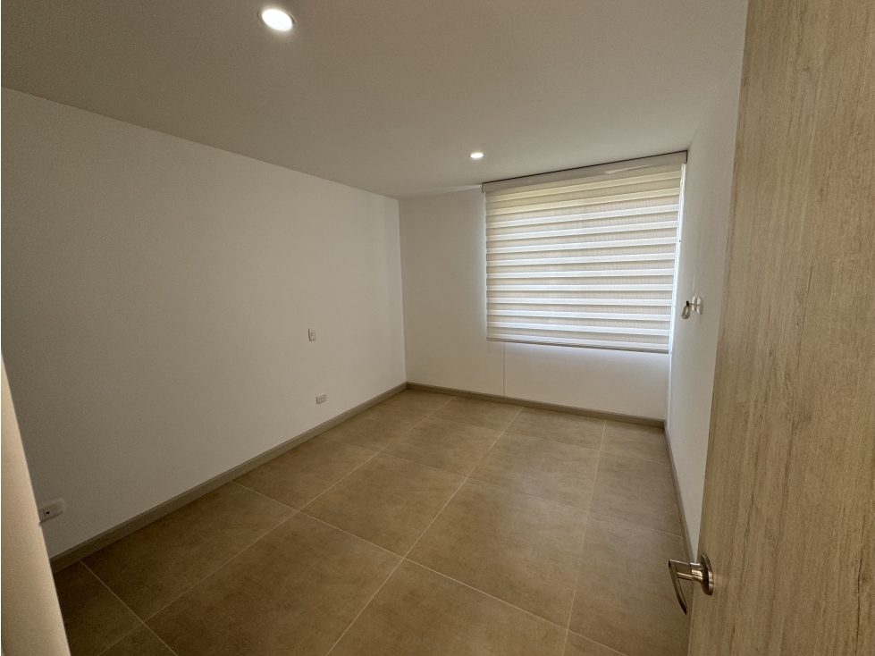 Apartamento en venta en Pinares, Pereira · foto 16 de 19