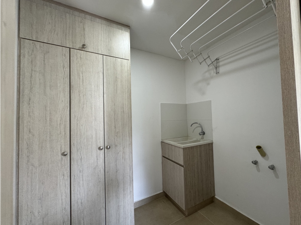 Apartamento en venta en Pinares, Pereira · foto 18 de 19