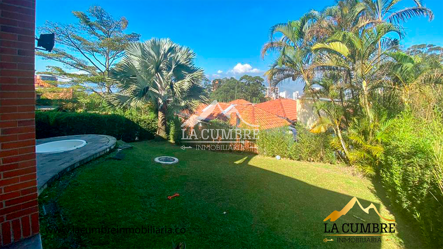 Casa de 4 alcobas en venta en El Poblado, Medellín, 378 m² · foto 7 de 12