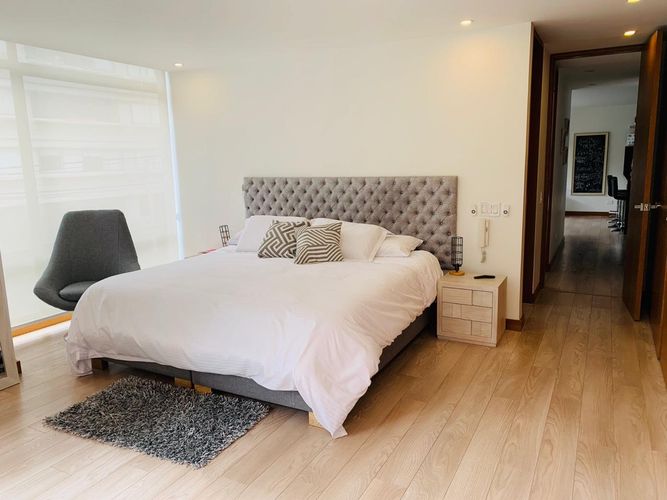 Apartamento de 2 alcobas en arriendo en Santa Barbara, Bogotá, 107 m² · foto 2 de 15