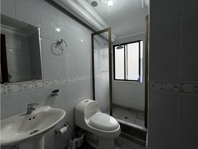 Apartaestudio en venta en San Jose Sur, Pereira, 200 m² · foto 6 de 17
