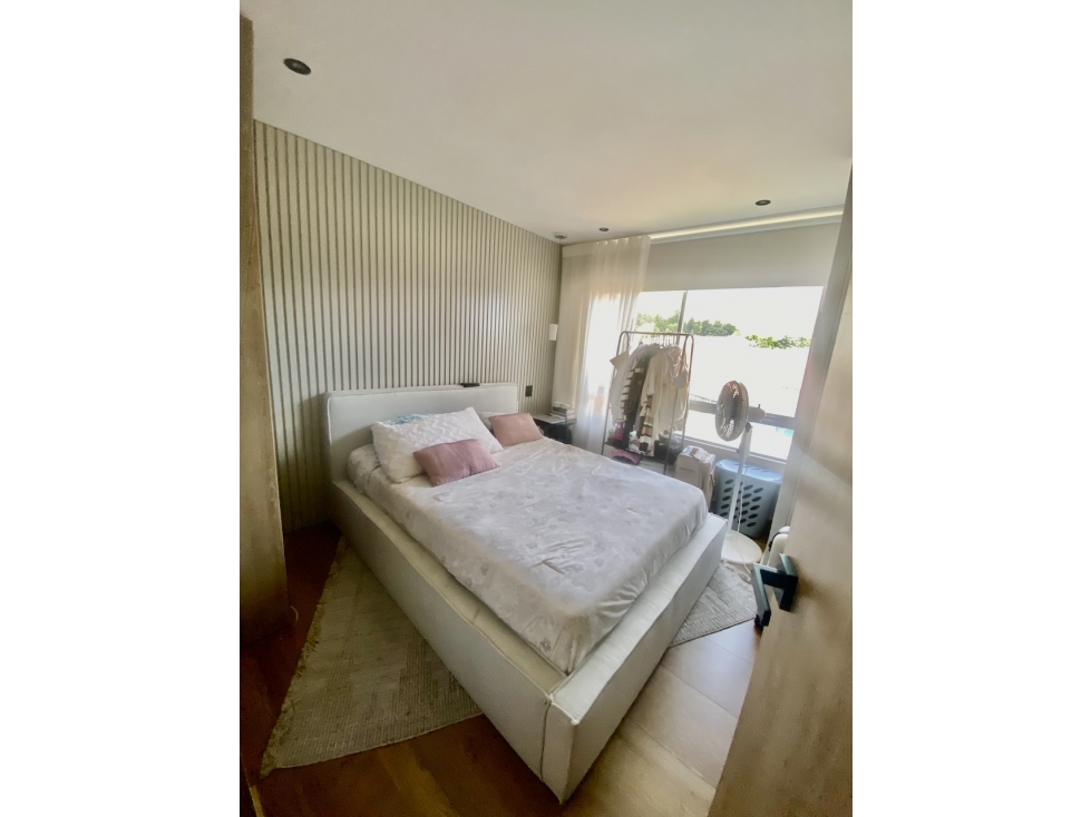 Apartamento en arriendo en Los Naranjos, Medellín · foto 12 de 24
