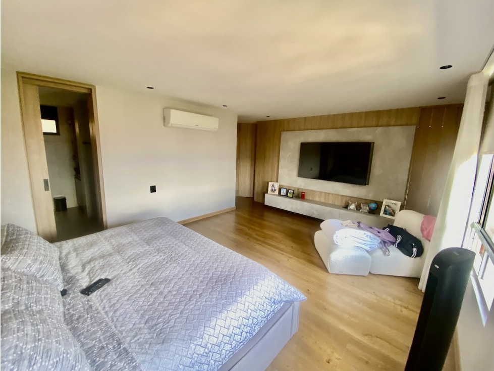 Apartamento en arriendo en Los Naranjos, Medellín · foto 23 de 24
