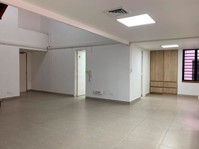 Oficina en arriendo en El Poblado, Medellín, 300 m² · foto 9 de 17