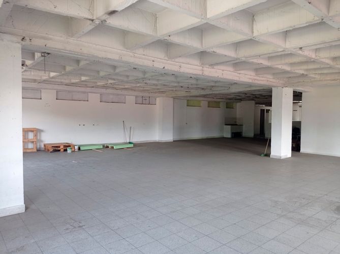 Bodega en arriendo en Cristo Rey, Medellín, 400 m² · foto 4 de 20