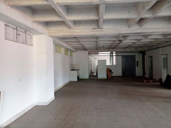 Bodega en arriendo en Cristo Rey, Medellín, 400 m² · foto 16 de 20