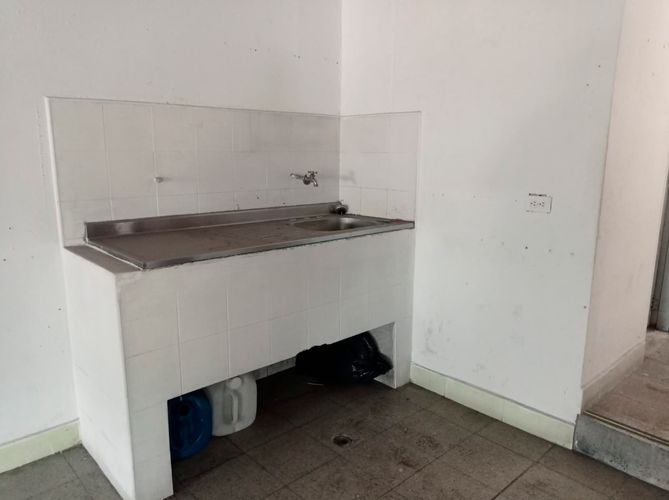 Bodega en arriendo en Cristo Rey, Medellín, 400 m² · foto 18 de 20