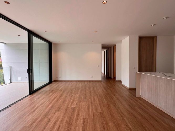 Apartamento de 2 alcobas en arriendo en El Porvenir, Rionegro, 110 m² · foto 2 de 15