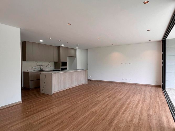 Apartamento de 2 alcobas en arriendo en El Porvenir, Rionegro, 110 m² · foto 5 de 15
