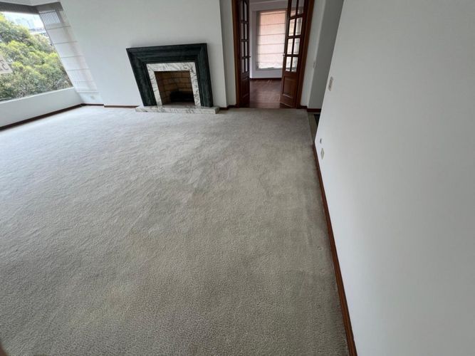 Apartamento de 4 alcobas en venta en La Cabrera, Bogotá, 325 m² · foto 2 de 24