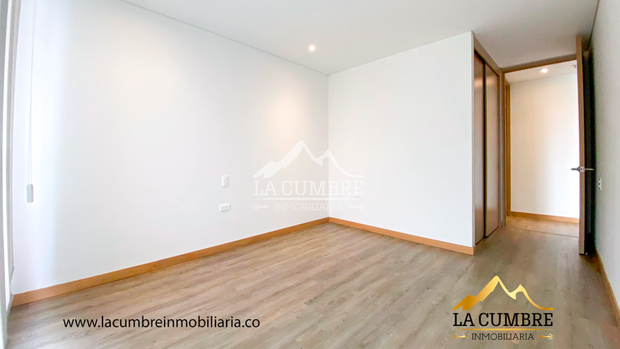 Apartamento en venta en El Poblado, Medellín · foto 7 de 11