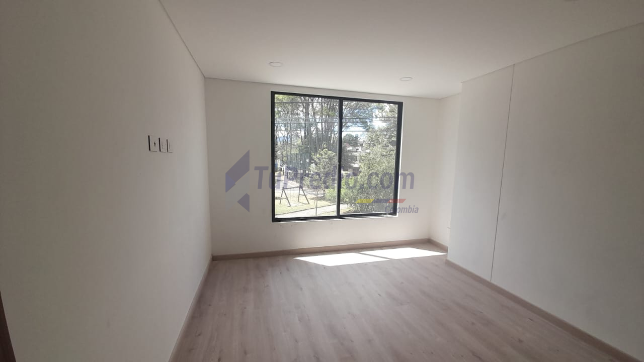Apartamento en venta en Quinta Paredes, Bogotá · foto 11 de 23