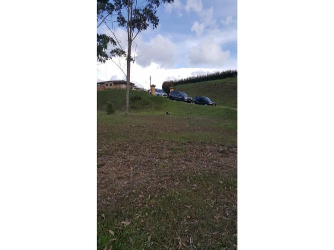 Lote en venta en Escobero, Envigado, 4272 m² · foto 6 de 10