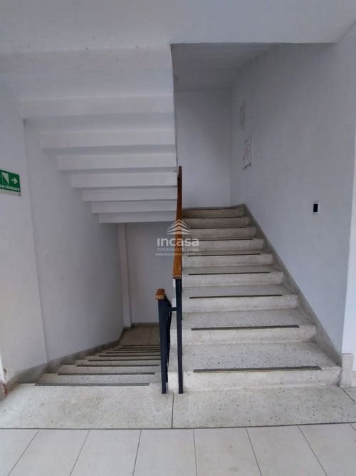 Oficina en arriendo en San Pedro, Cali, 100 m² · foto 7 de 9
