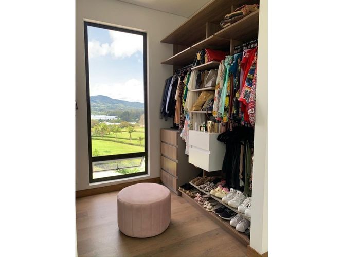 Casa de 6 alcobas en venta en Llano Grande, Rionegro · foto 15 de 24