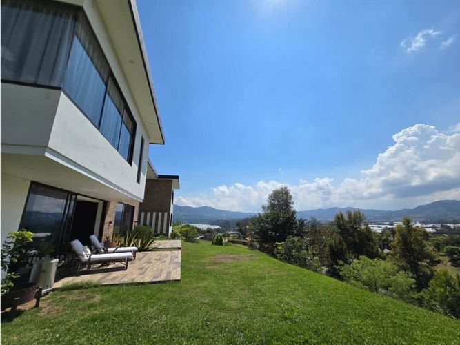 Casa de 6 alcobas en venta en Llano Grande, Rionegro · foto 19 de 24