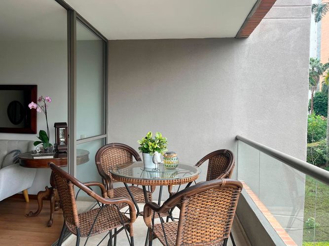 Apartamento de 3 alcobas en venta en El Poblado, Medellín, 125 m² · foto 16 de 19
