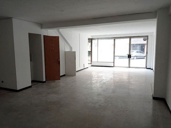 Bodega en arriendo en Guayabal, Medellín, 280 m² · foto 2 de 18