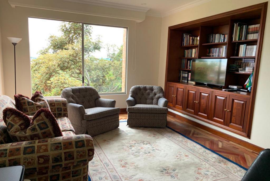 Apartamento en venta en Santa Barbara Alta, Bogotá · foto 5 de 7