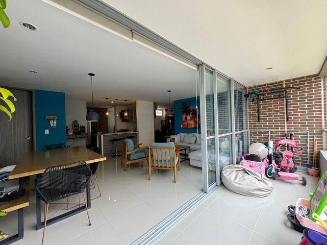 Apartamento de 3 alcobas en venta en El Poblado, Medellín, 121 m² · foto 13 de 15