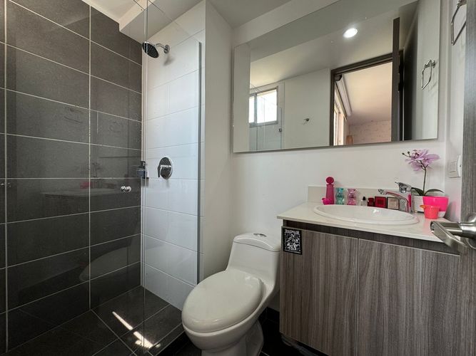 Apartamento de 3 alcobas en venta en El Poblado, Medellín, 121 m² · foto 15 de 15