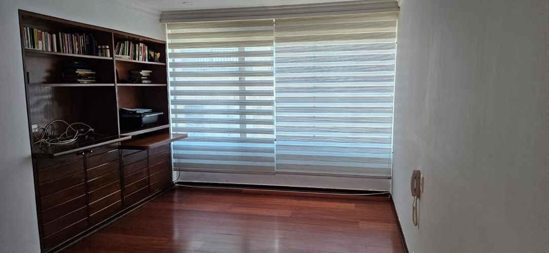 Apartamento de 3 alcobas en venta en La Carolina, Bogotá, 217 m² · foto 11 de 23