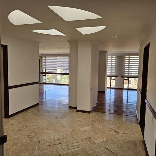 Apartamento de 3 alcobas en venta en La Carolina, Bogotá, 217 m² · foto 20 de 23