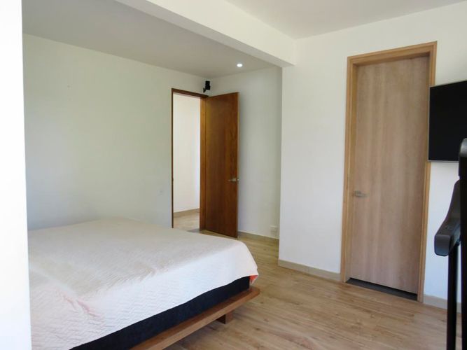 Casa de 2 alcobas en venta en Escobero, Envigado, 450 m² · foto 4 de 16