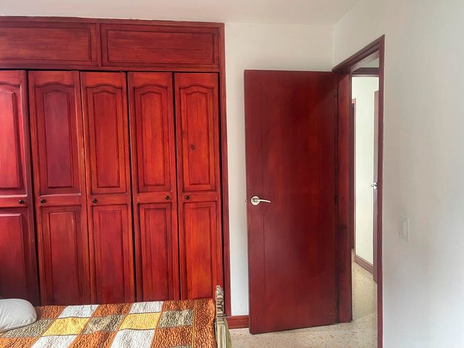 Apartamento de 3 alcobas en venta en El Poblado, Medellín, 133 m² · foto 9 de 17